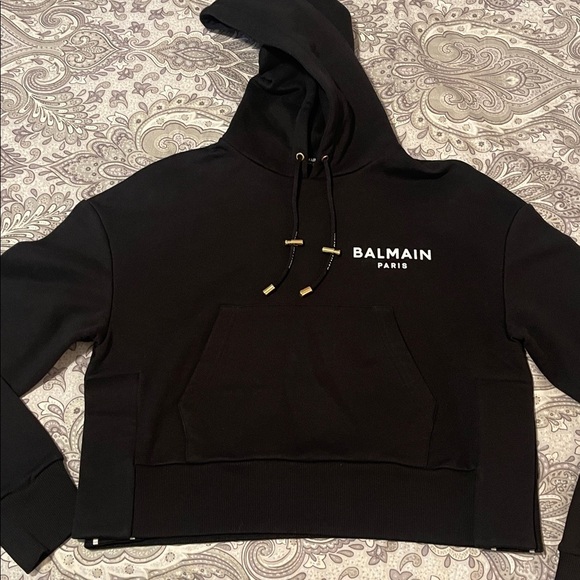 Balmain Black Cropped Hoodie - Picture 2 of 10